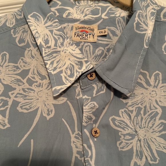 Faherty 2XL short sleeve button down - Picture 2 of 4